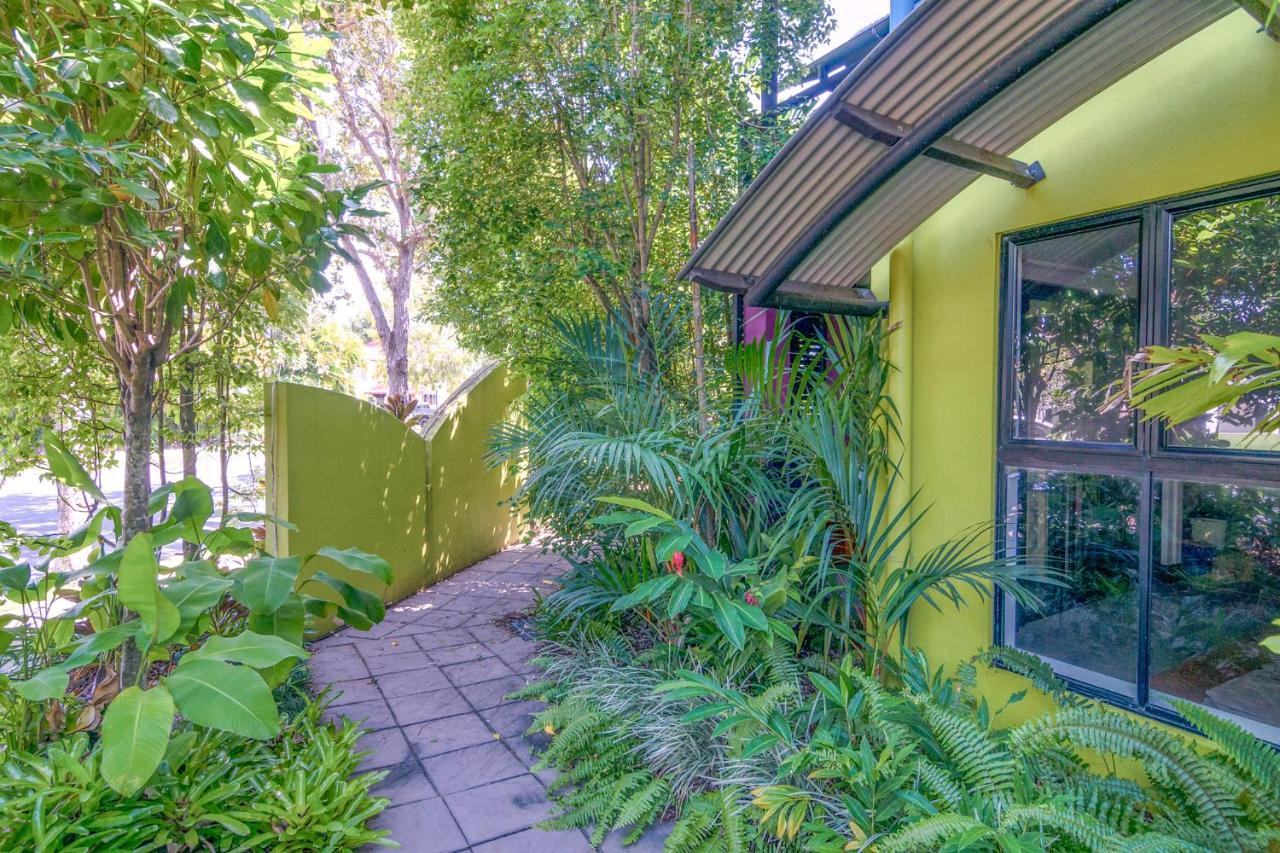 Dreamcatcher Beach-Side Apartments Port Douglas Exterior foto